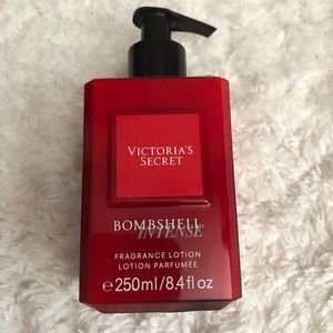 Victoria’s Secret Bombshell Intense Lotion